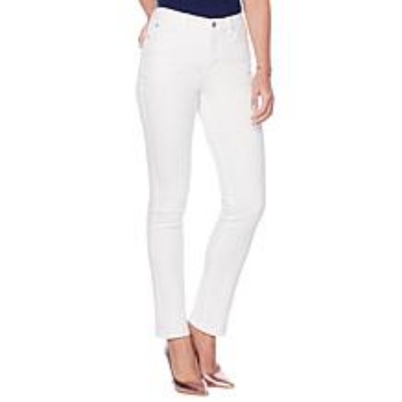 G by Giuliana Downtown Denim Slim Straight Jean - Picture 1 of 3